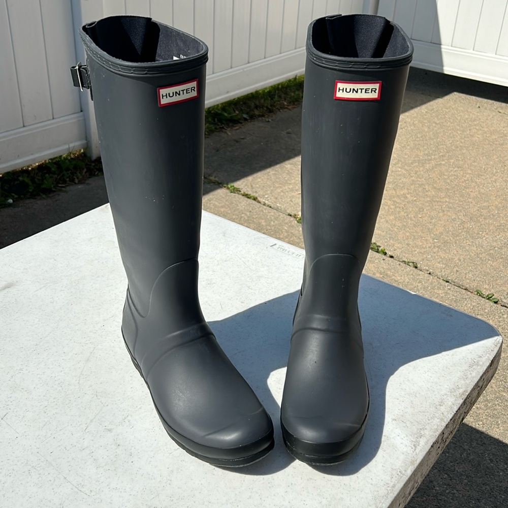 Hunter boots size 11 with extra calf space worn a few   times almost new….